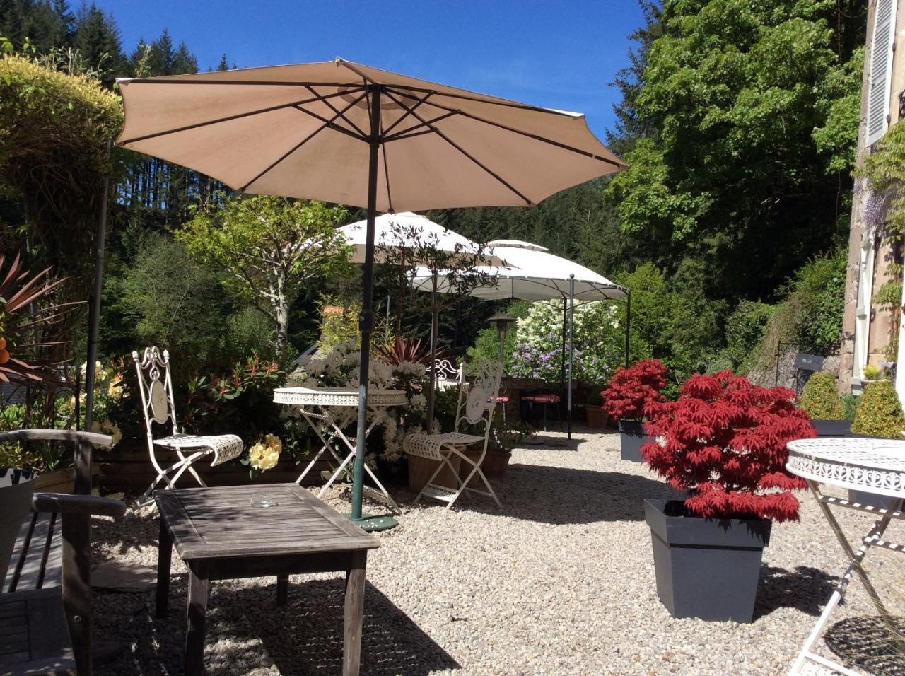 Le Moulin Des Farges Bed & Breakfast Meymac Exterior photo